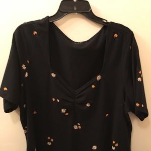 Torrid sweetheart neckline tee